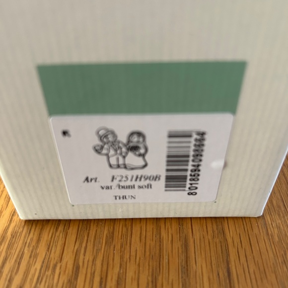 Thun Italian bride and groom ornament/cake topper - Picture 7 of 7